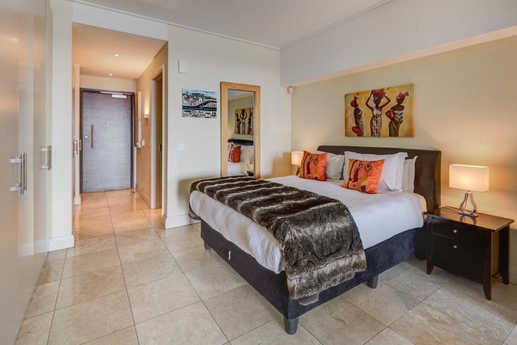Canal Quays Apartments Cape Town Exterior photo